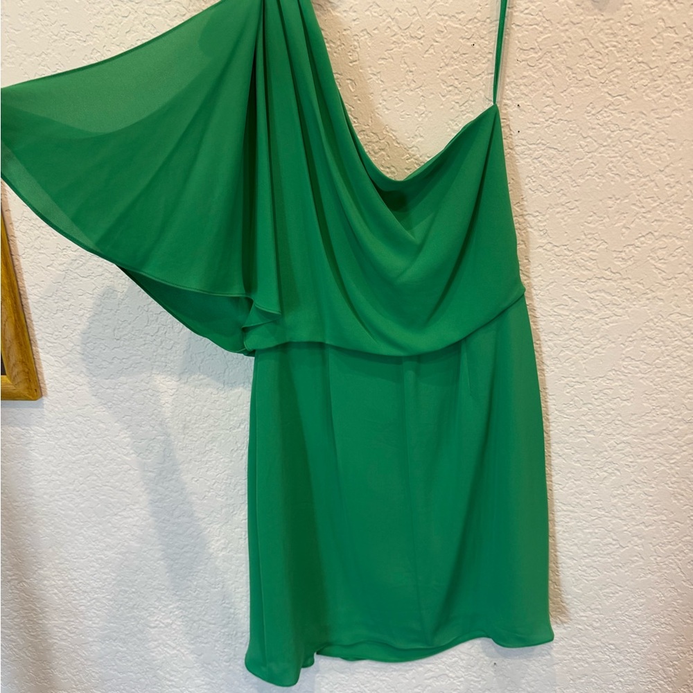 BCBGMaxAzria “Mina” Green Asymmetrical One-Shoulder Cocktail Dress